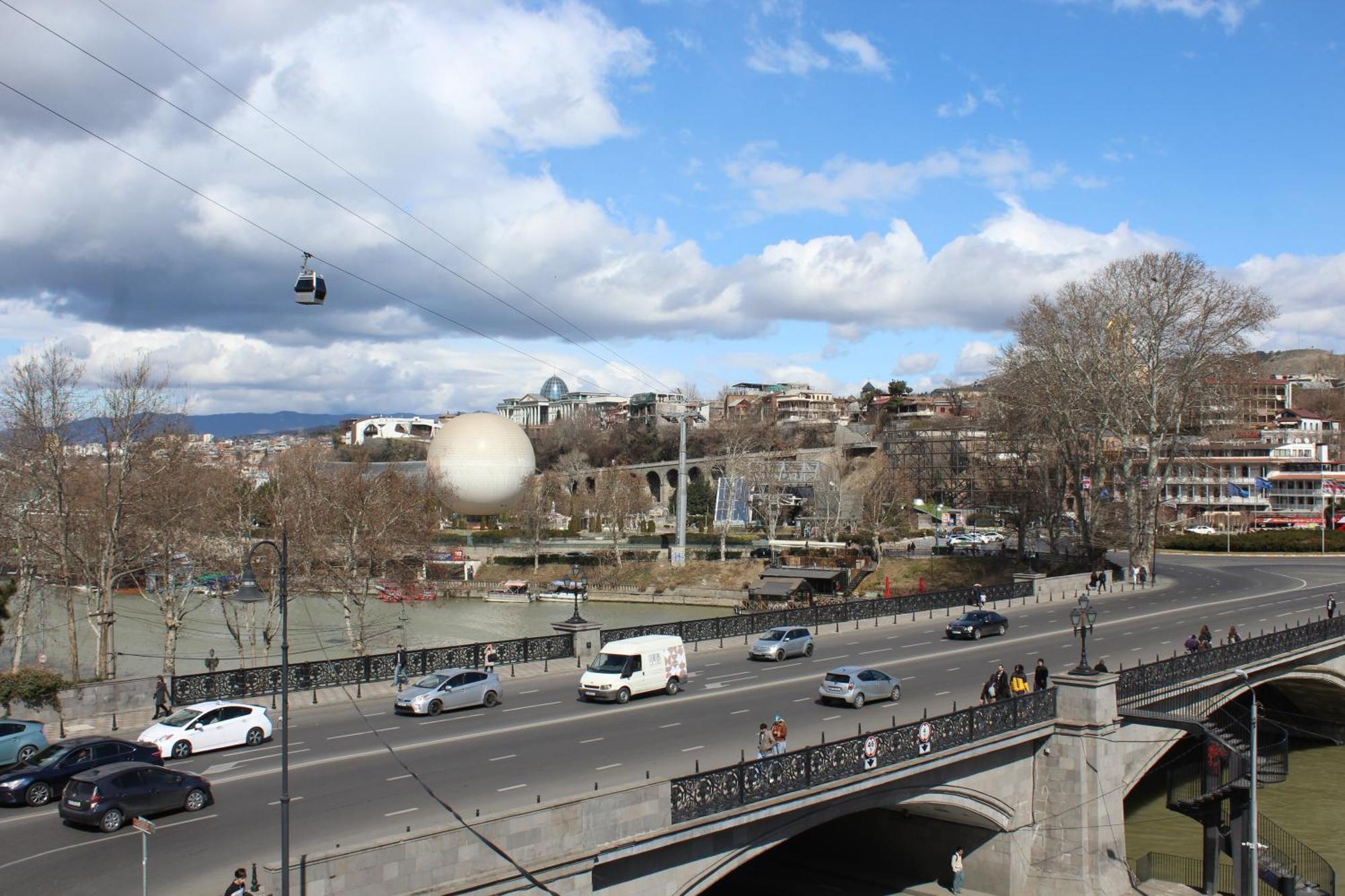 Meidan Inn Tbilisi Exteriör bild