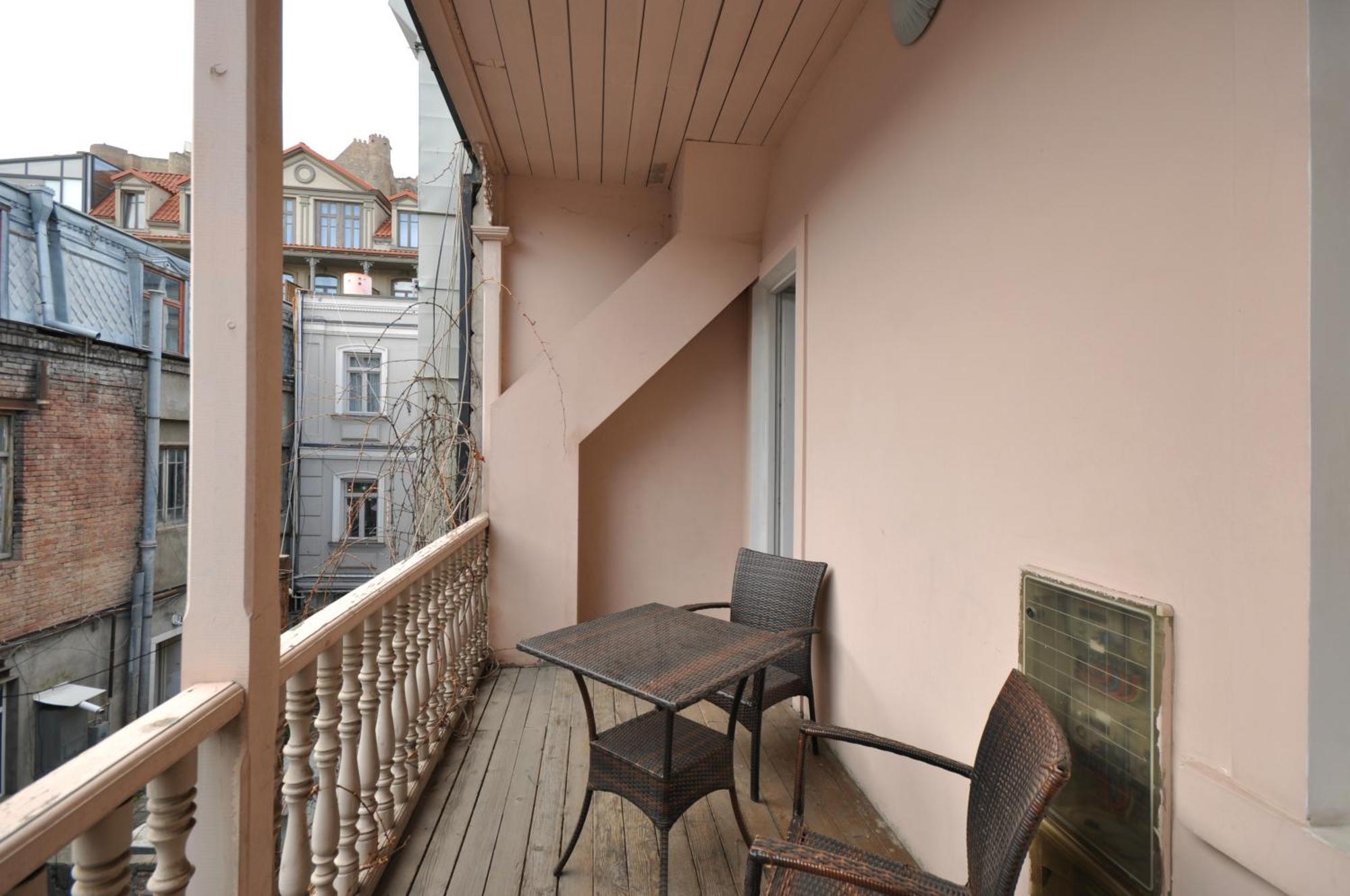 Meidan Inn Tbilisi Exteriör bild