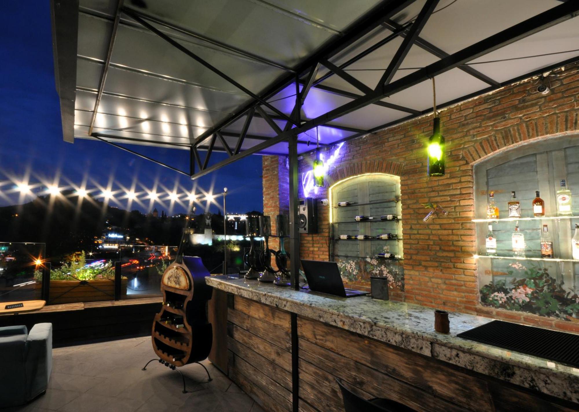 Meidan Inn Tbilisi Exteriör bild